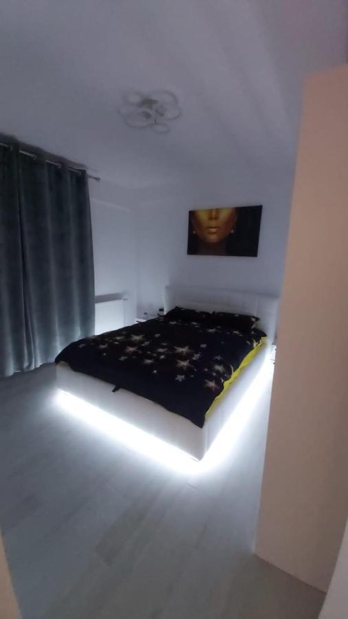 Astoria Apartament'S Năvodari Exteriör bild